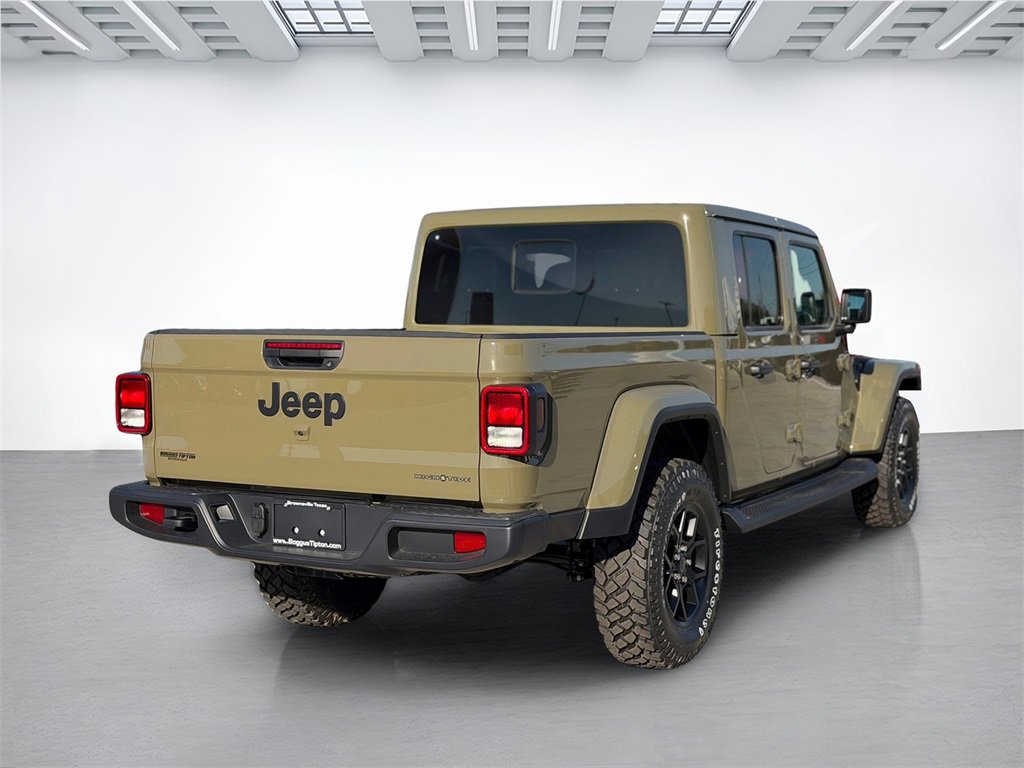 New 2025 Jeep Gladiator Sport image 5