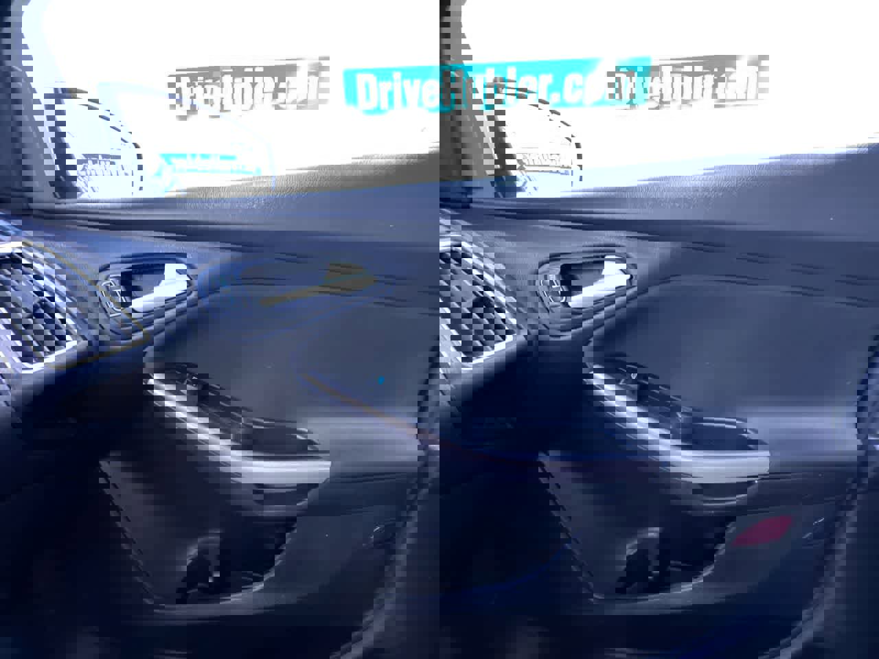 Used 2016 Ford Focus Titanium image 35