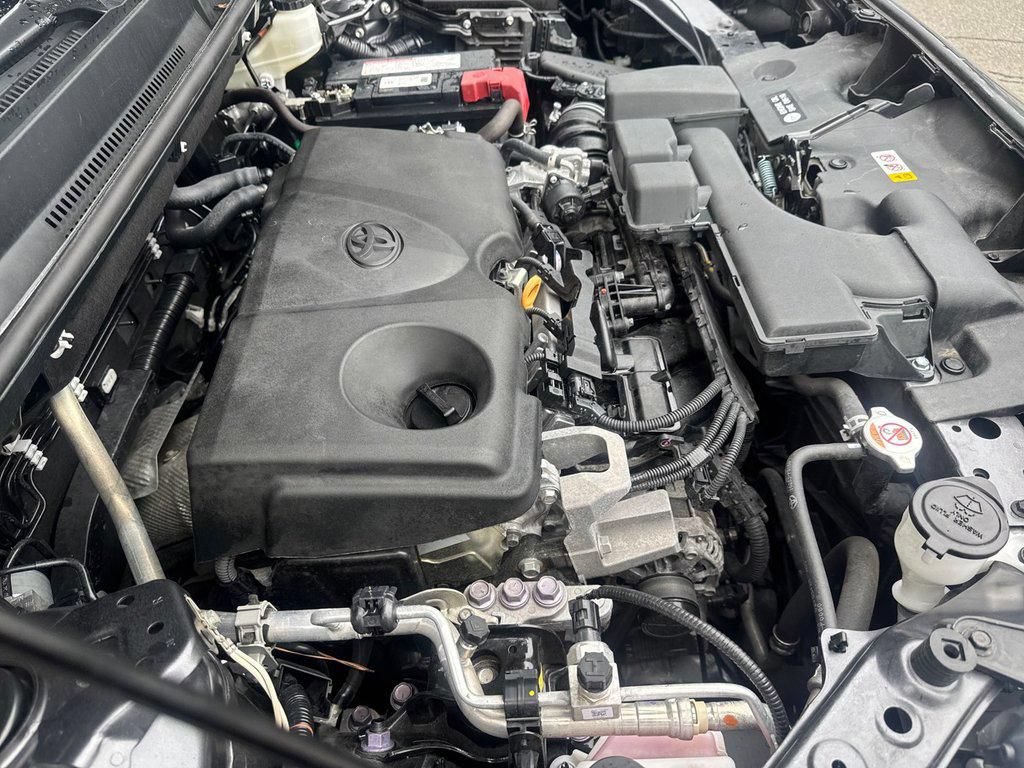 Used 2024 Toyota RAV4 LE FWD image 32