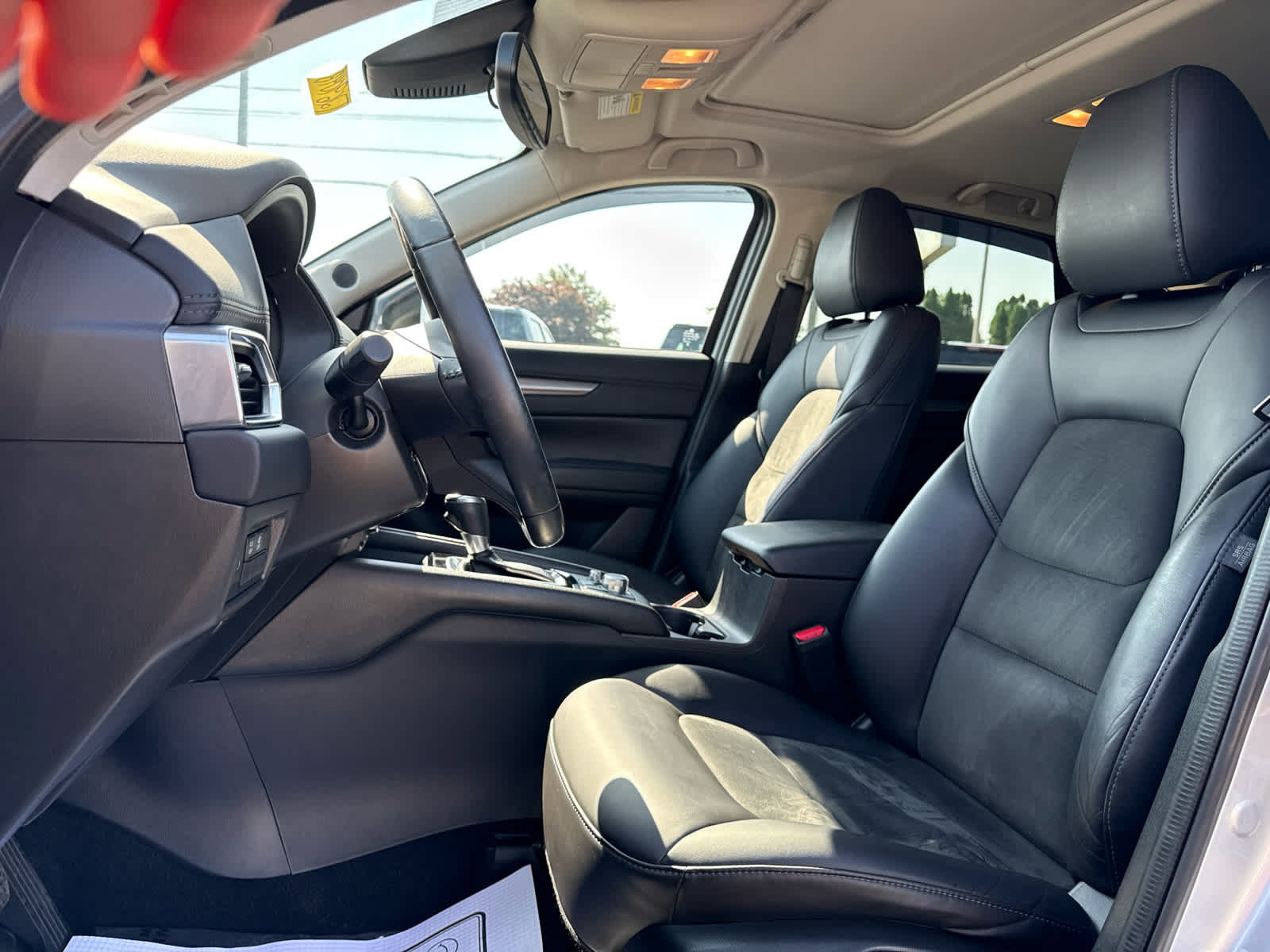 Used 2018 MAZDA CX-5 Touring w/ Preferred Equipment Package AWD/4WD image 11