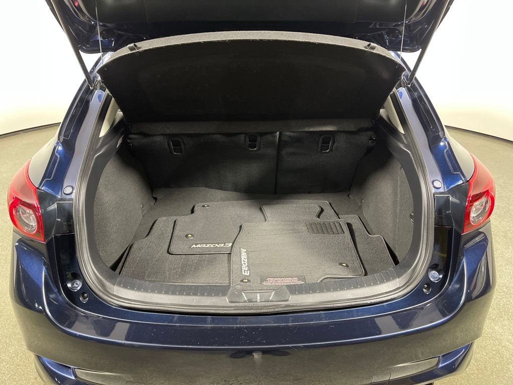 Used 2017 MAZDA MAZDA3 Touring image 10