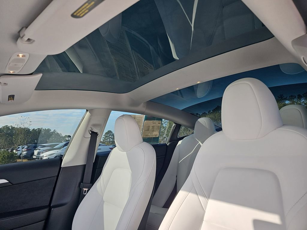 Used 2023 Tesla Model 3 Standard Range image 35