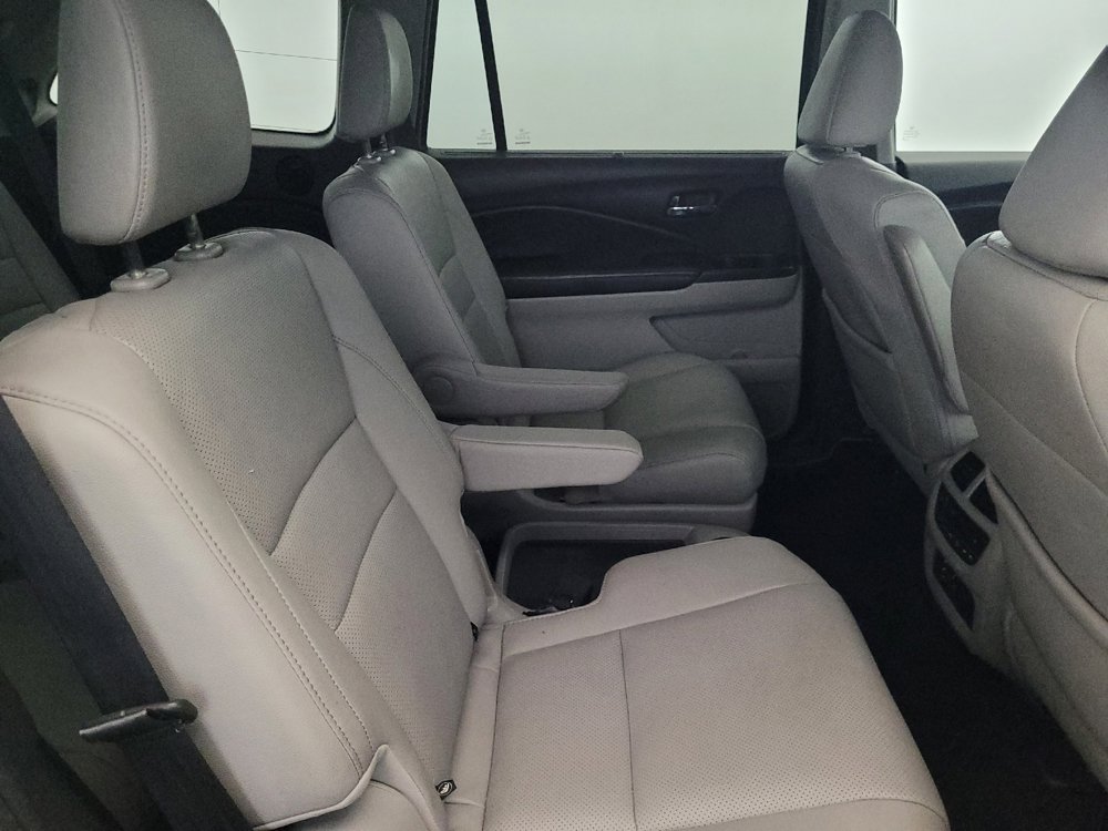 Used 2016 Honda Pilot Elite image 19