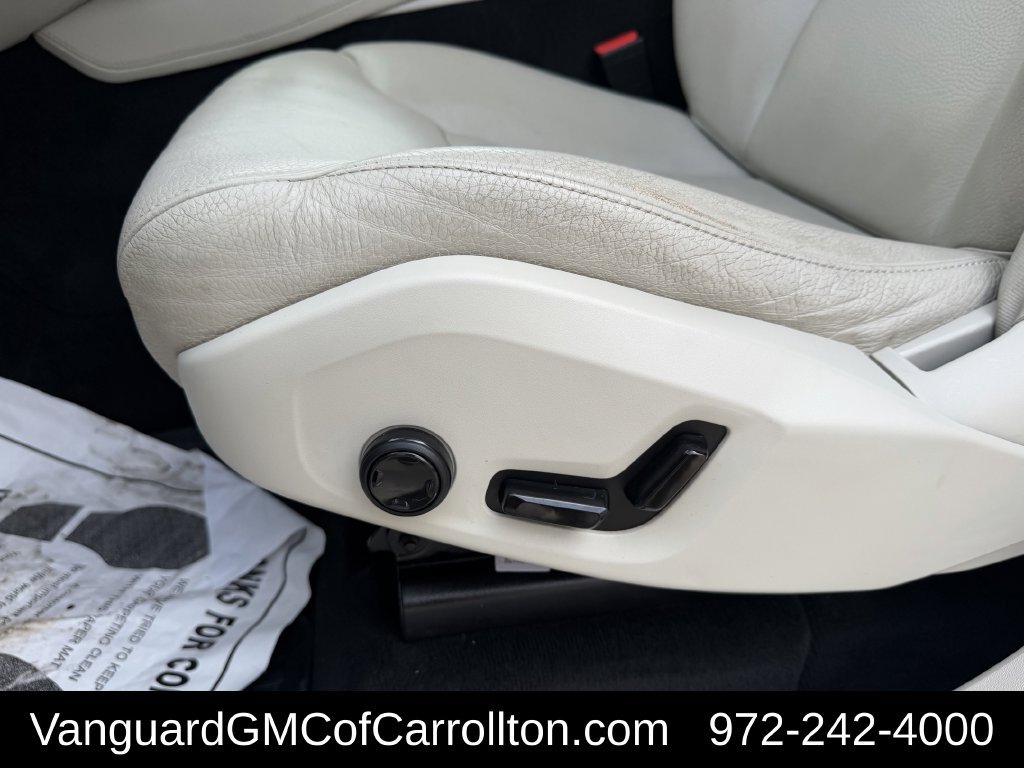 Used 2018 Volvo XC90 T5 Momentum w/ Convenience Package FWD image 27