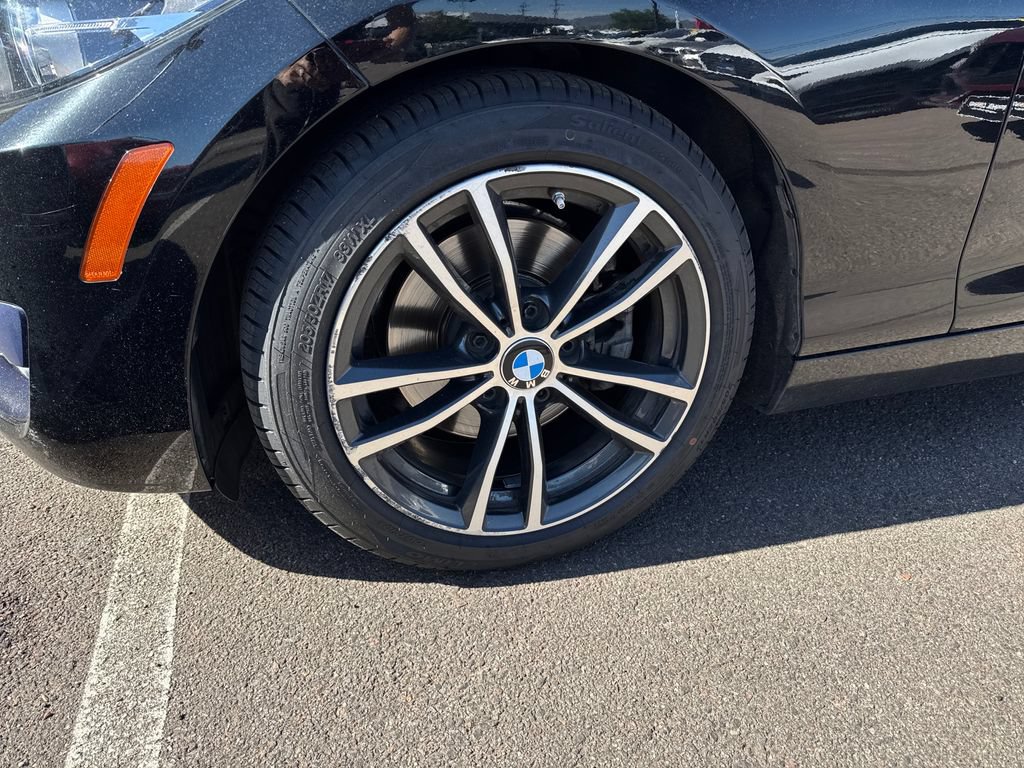 Used 2018 BMW 230i xDrive Coupe AWD/4WD image 17