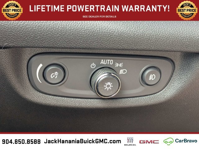 Used 2018 Buick Regal Preferred w/ Sights and Sounds Package AWD/4WD image 24