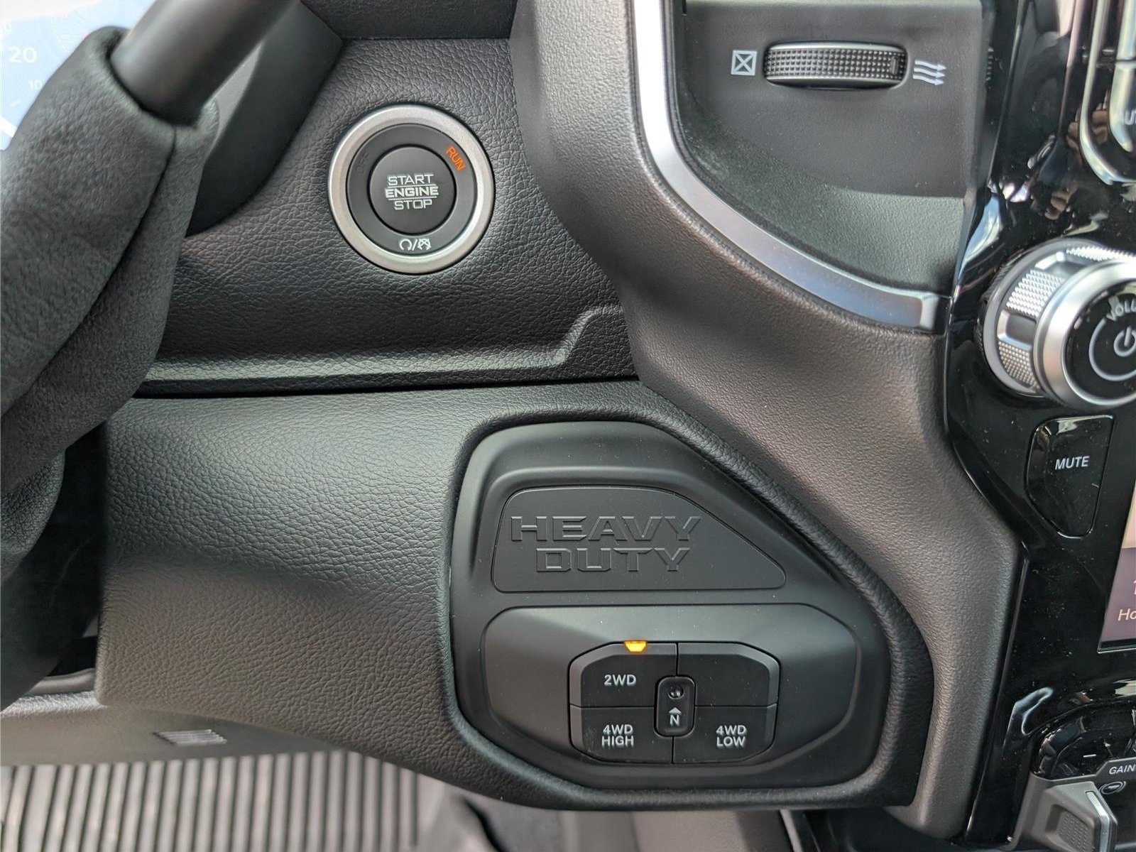 New 2026 RAM 2500 Big Horn AWD/4WD image 22