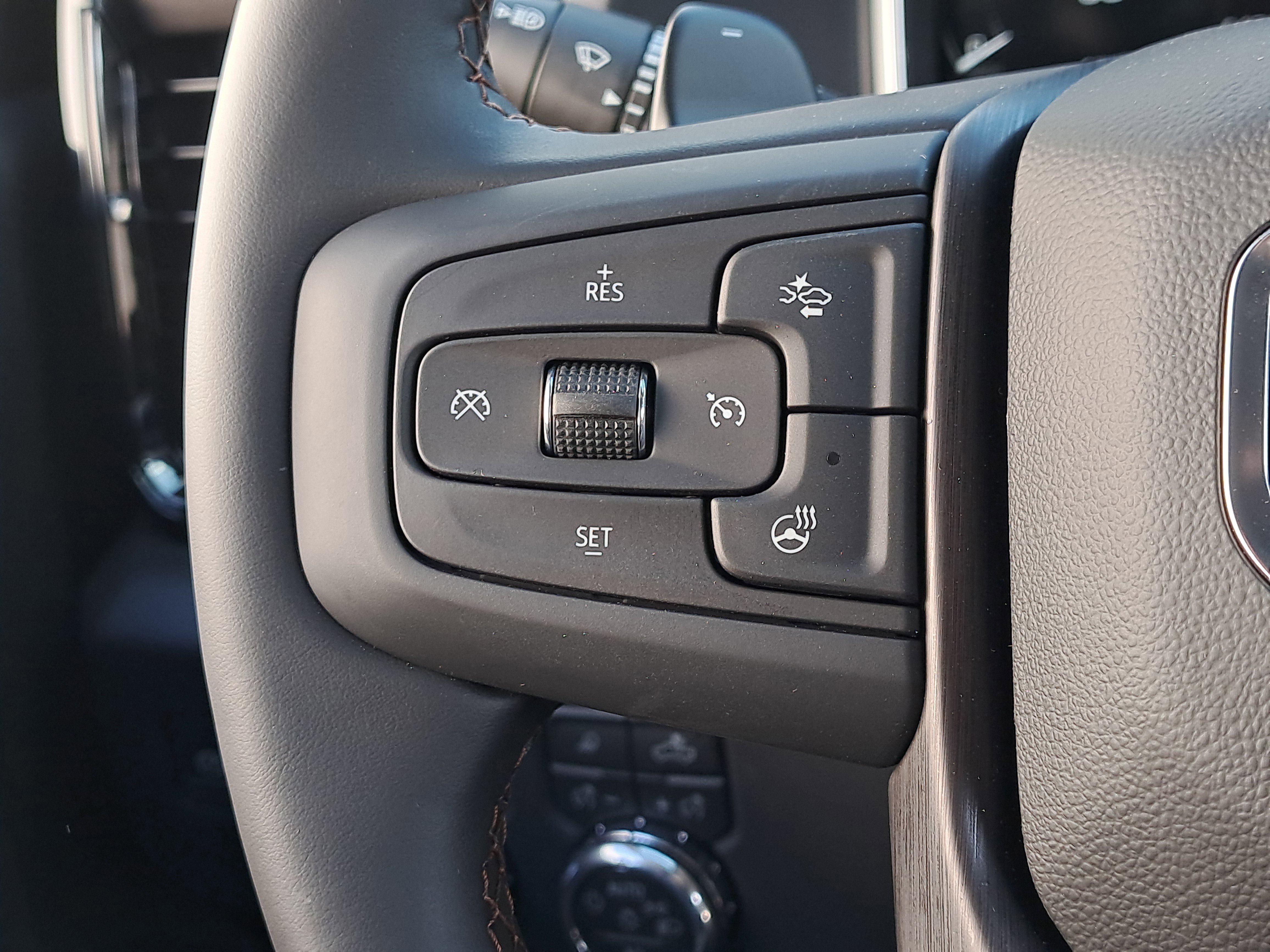 New 2026 GMC Sierra 1500 AT4 w/ AT4 Premium Package AWD/4WD image 24