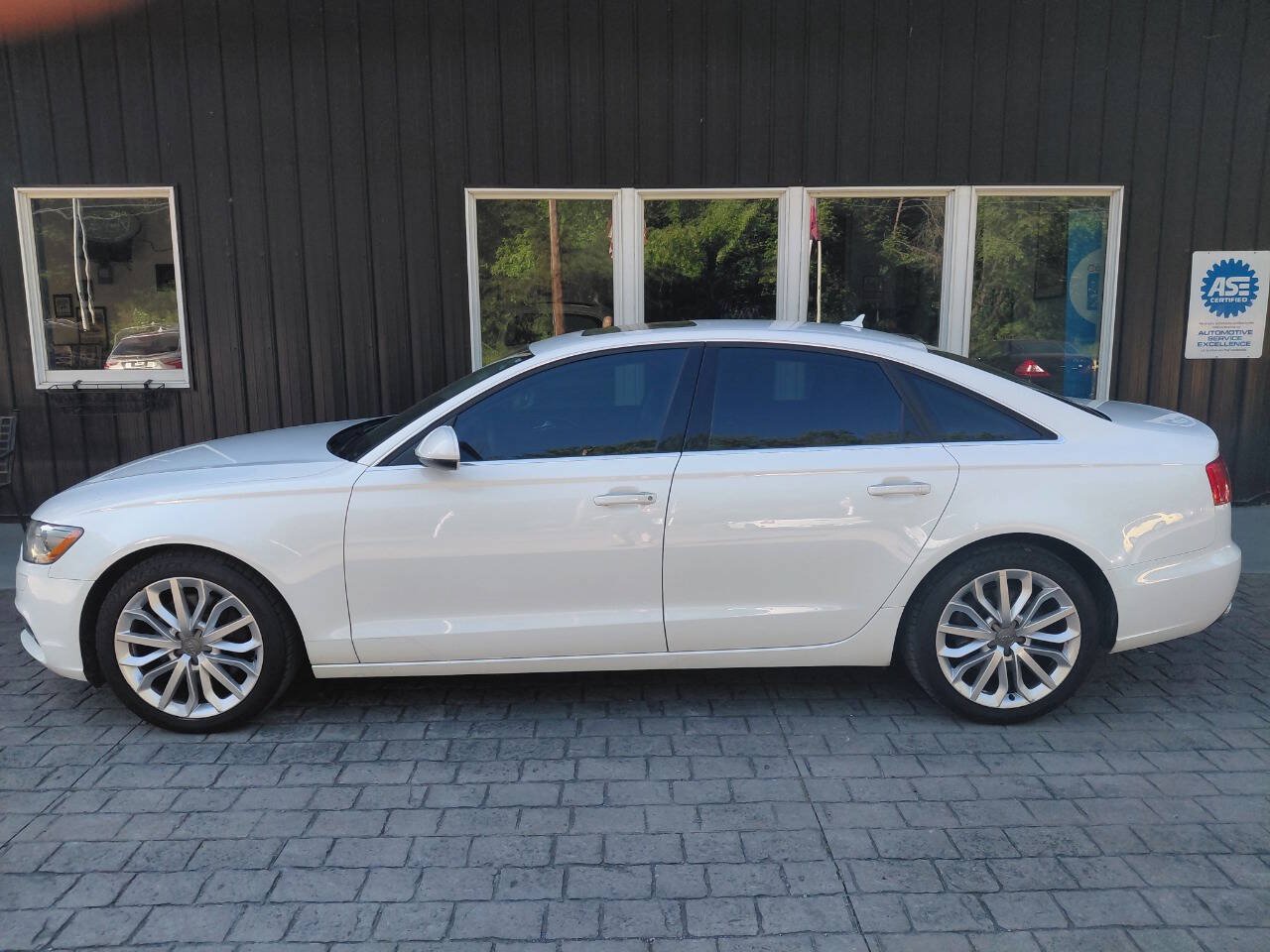 Used 2014 Audi A6 TDI Premium Plus w/ Cold Weather Package AWD/4WD image 5