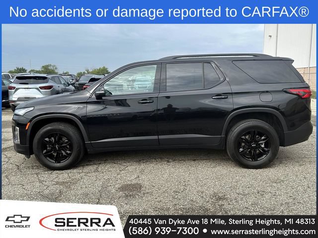 Used 2023 Chevrolet Traverse LT FWD image 2