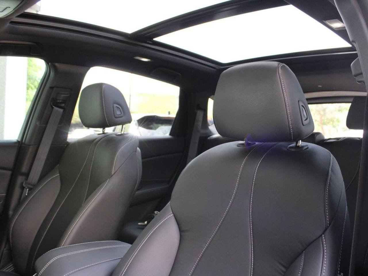 Used 2025 Acura RDX SH-AWD image 28