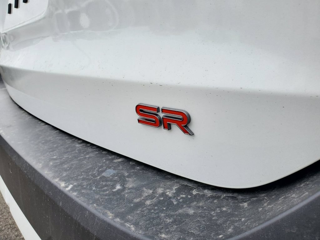 New 2026 Nissan Kicks SR w/ SR Premium Package FWD image 6
