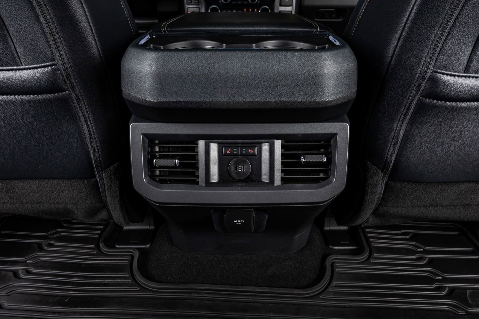 Used 2025 Ford F350 Lariat w/ Black Appearance Package image 33