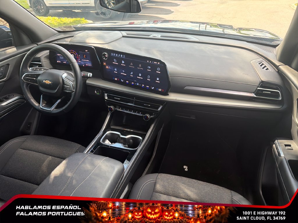 Used 2025 Chevrolet Traverse LT AWD/4WD image 27