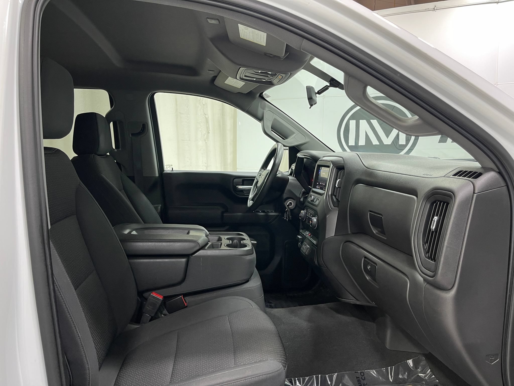 Used 2021 Chevrolet Silverado 1500 Custom Trail Boss w/ LPO, Dark Essentials Package AWD/4WD image 29