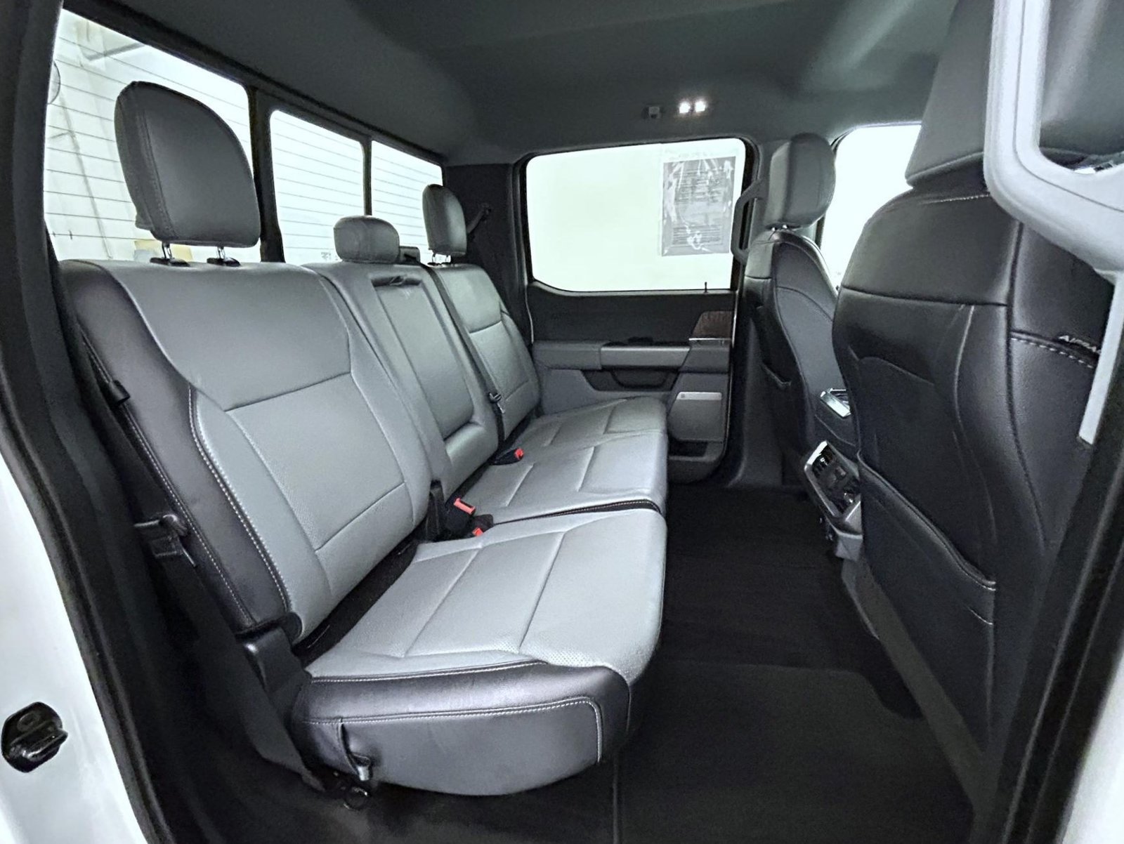 Used 2021 Ford F150 Lariat w/ Equipment Group 502A High AWD/4WD image 18