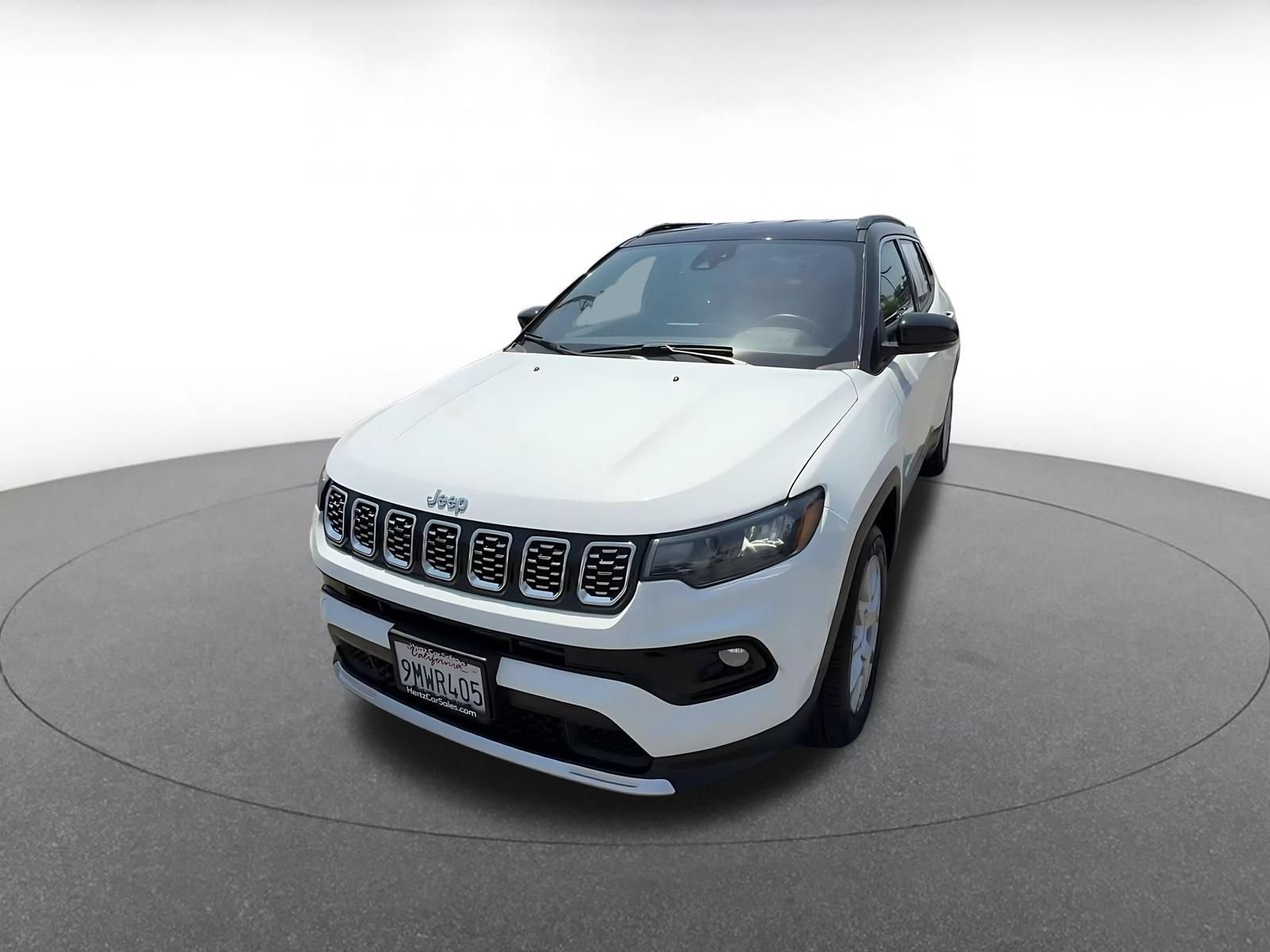 Used 2025 Jeep Compass Limited AWD/4WD image 7