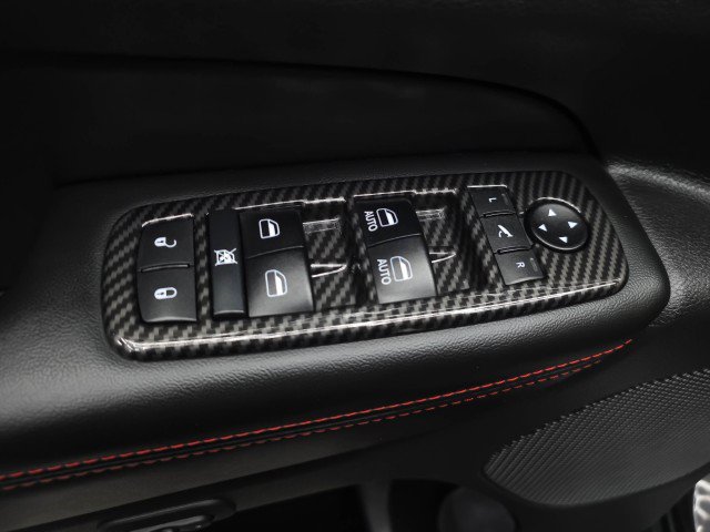 Used 2018 Jeep Grand Cherokee Trailhawk AWD/4WD image 30