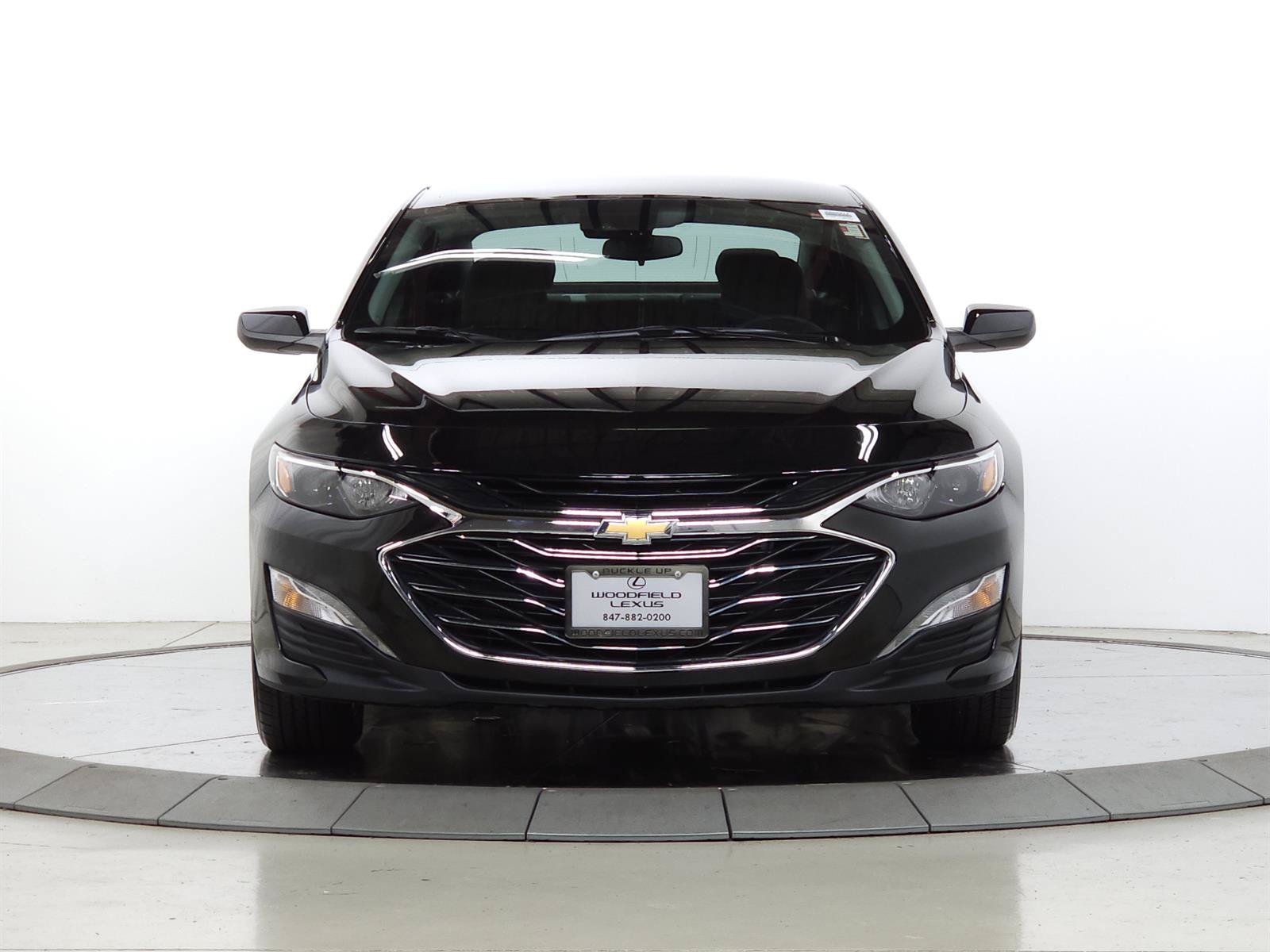 Used 2024 Chevrolet Malibu LT FWD image 2