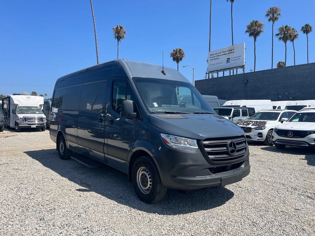 Used 2019 Mercedes-Benz Sprinter 170 image 3