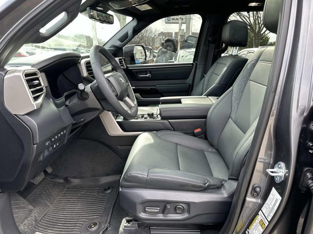 Used 2025 Toyota Sequoia Limited w/ Tow Technology Package image 20