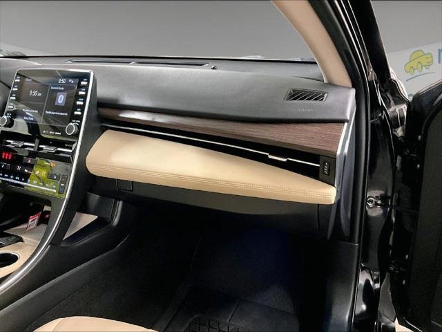 Certified 2021 Toyota Avalon XLE AWD/4WD image 13