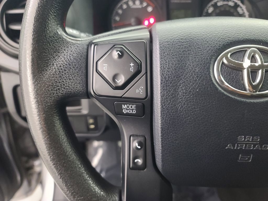 Used 2016 Toyota Tacoma SR image 26