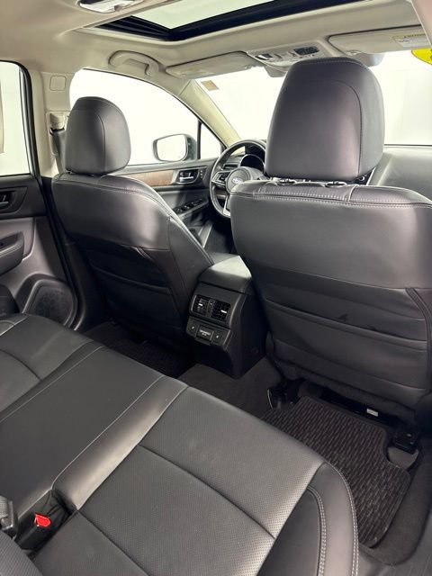 Used 2018 Subaru Outback 2.5i Limited AWD/4WD image 27
