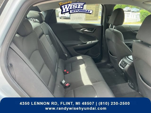 Used 2017 Chevrolet Malibu LT FWD image 33