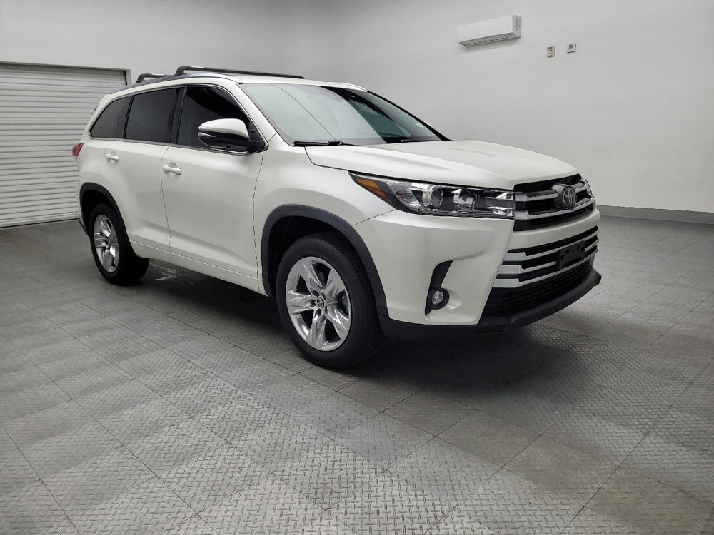 Used 2019 Toyota Highlander Limited image 13