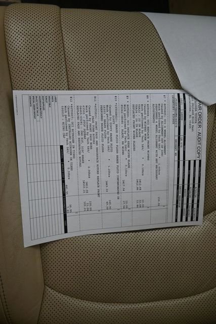 Used 2021 Lexus LX 570 4WD w/ Luxury Package image 5