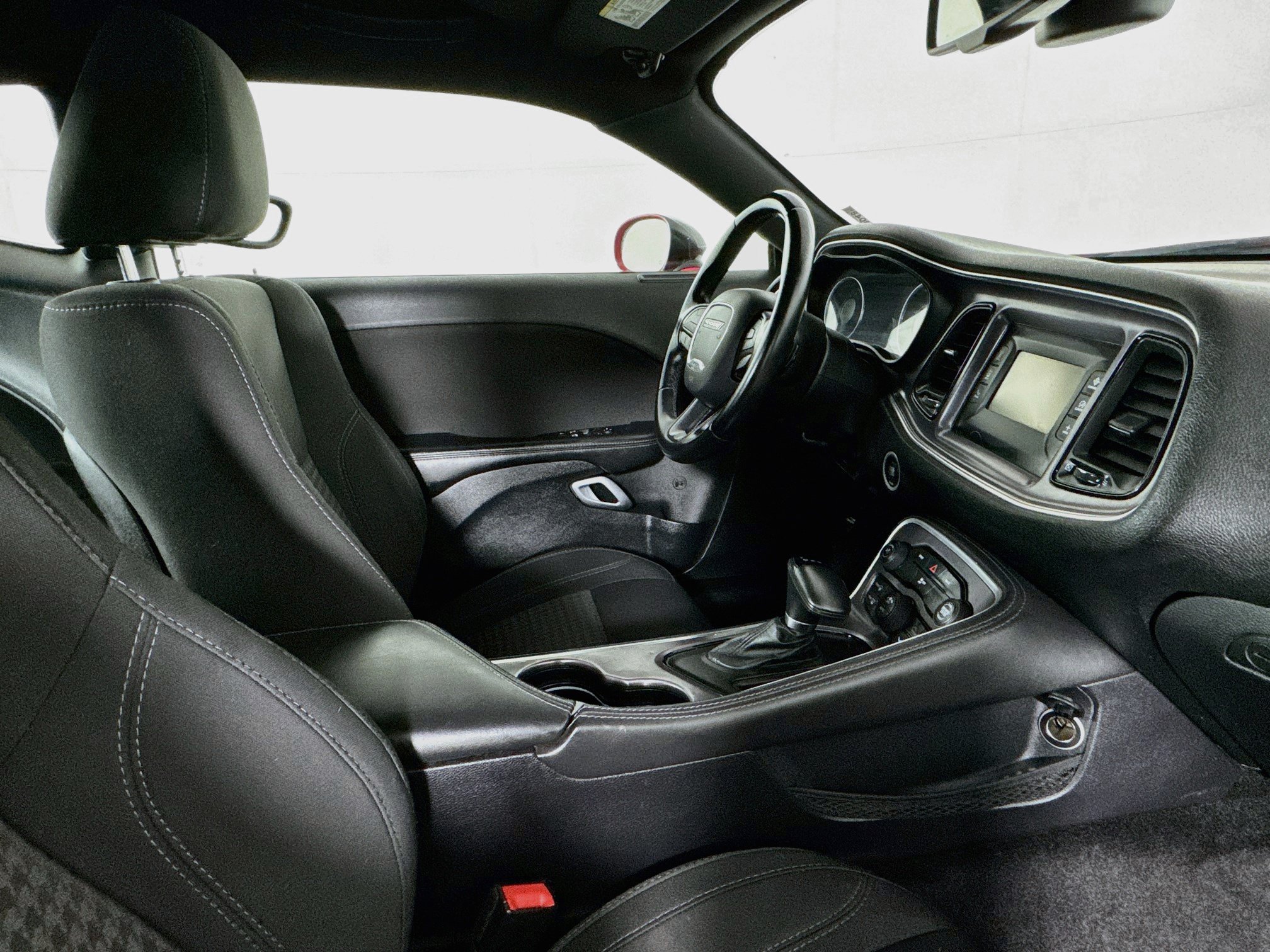 Used 2016 Dodge Challenger SXT RWD image 22