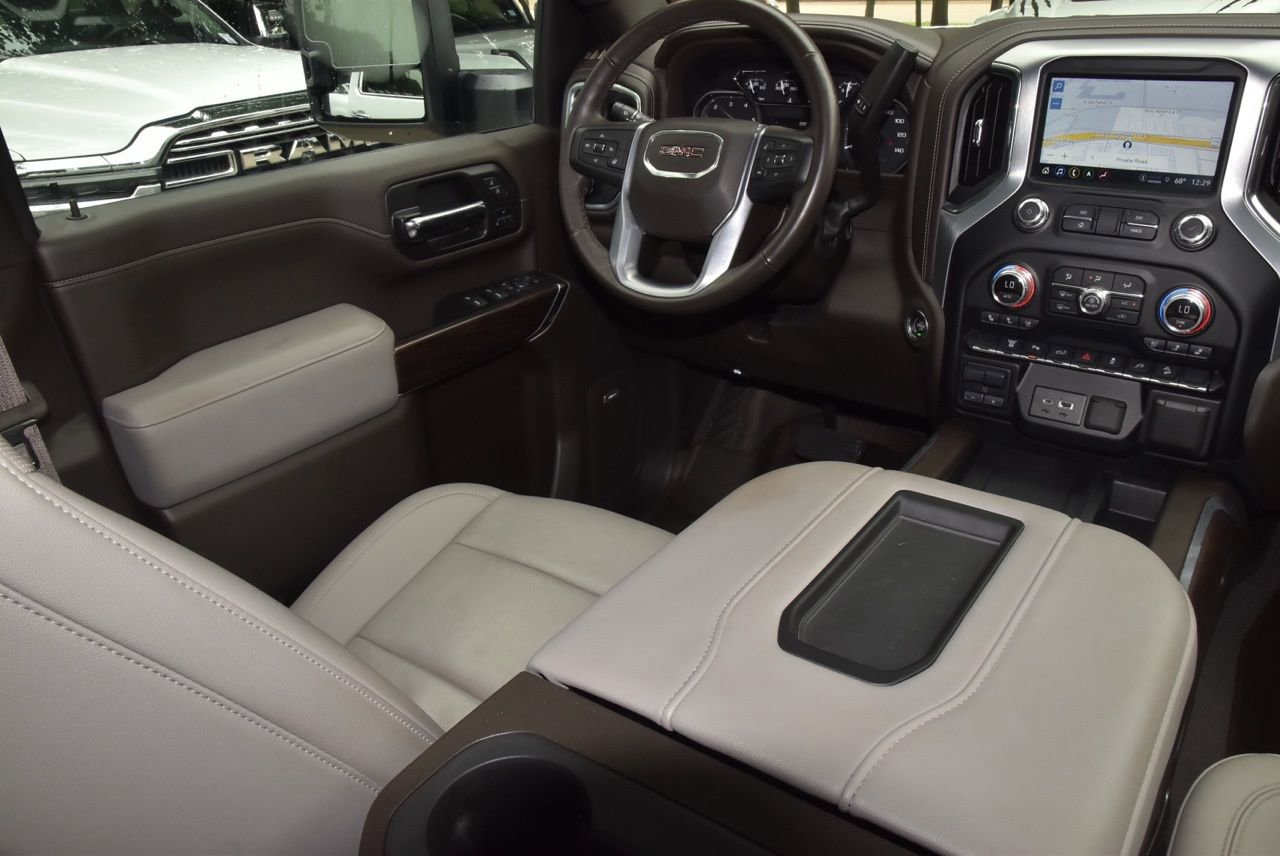 Used 2022 GMC Sierra 2500 SLT w/ SLT Premium Package AWD/4WD image 15