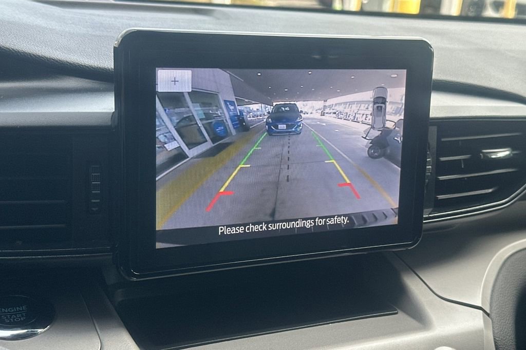 Certified 2023 Ford Explorer XLT image 23