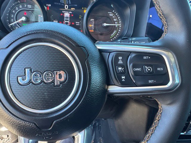 Used 2024 Jeep Wrangler Unlimited Sahara AWD/4WD image 18