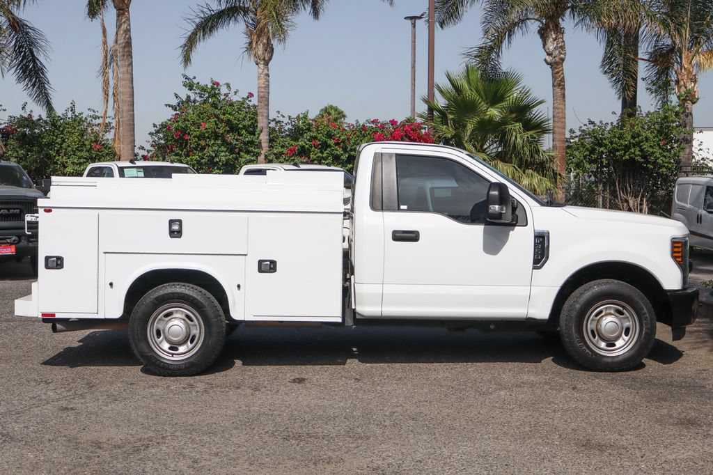 Used 2018 Ford F350 XL w/ Power Equipment Group RWD image 12