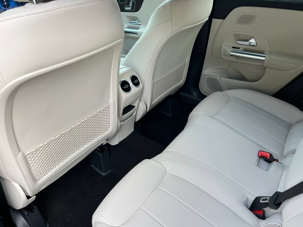 New 2026 Mercedes-Benz GLA 250 4MATIC image 32