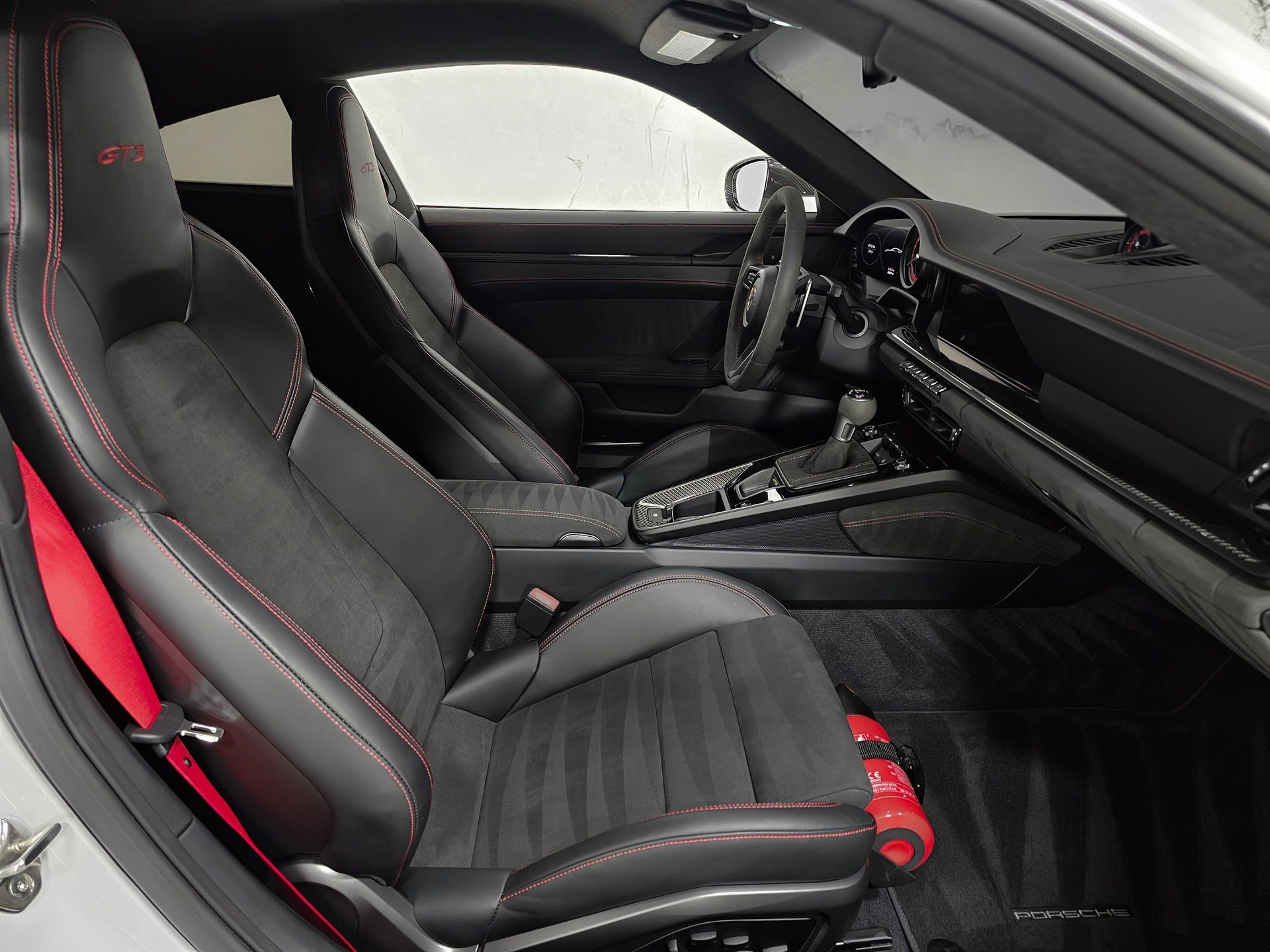 Used 2022 Porsche 911 GT3 image 2