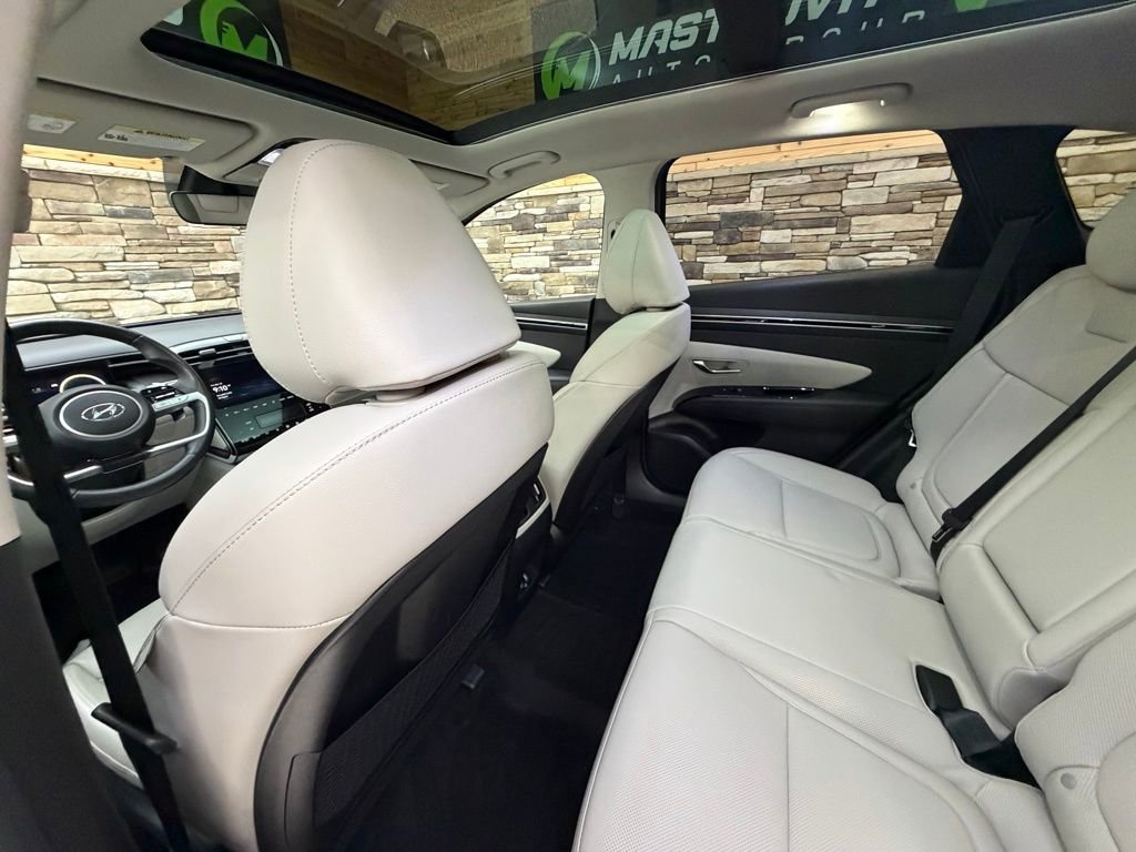 Used 2023 Hyundai Tucson Limited image 28