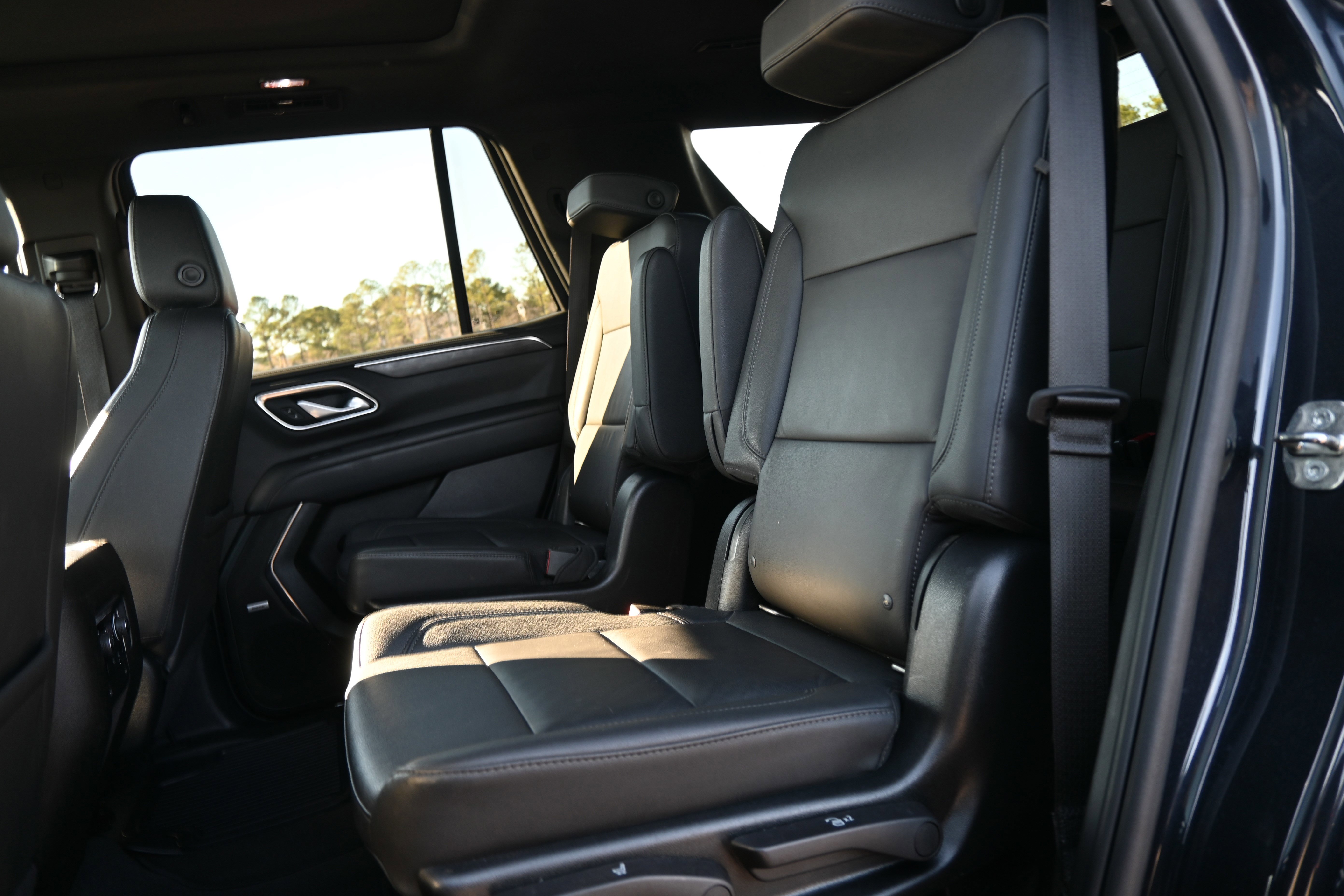 Used 2022 Chevrolet Tahoe Z71 w/ Luxury Package image 30