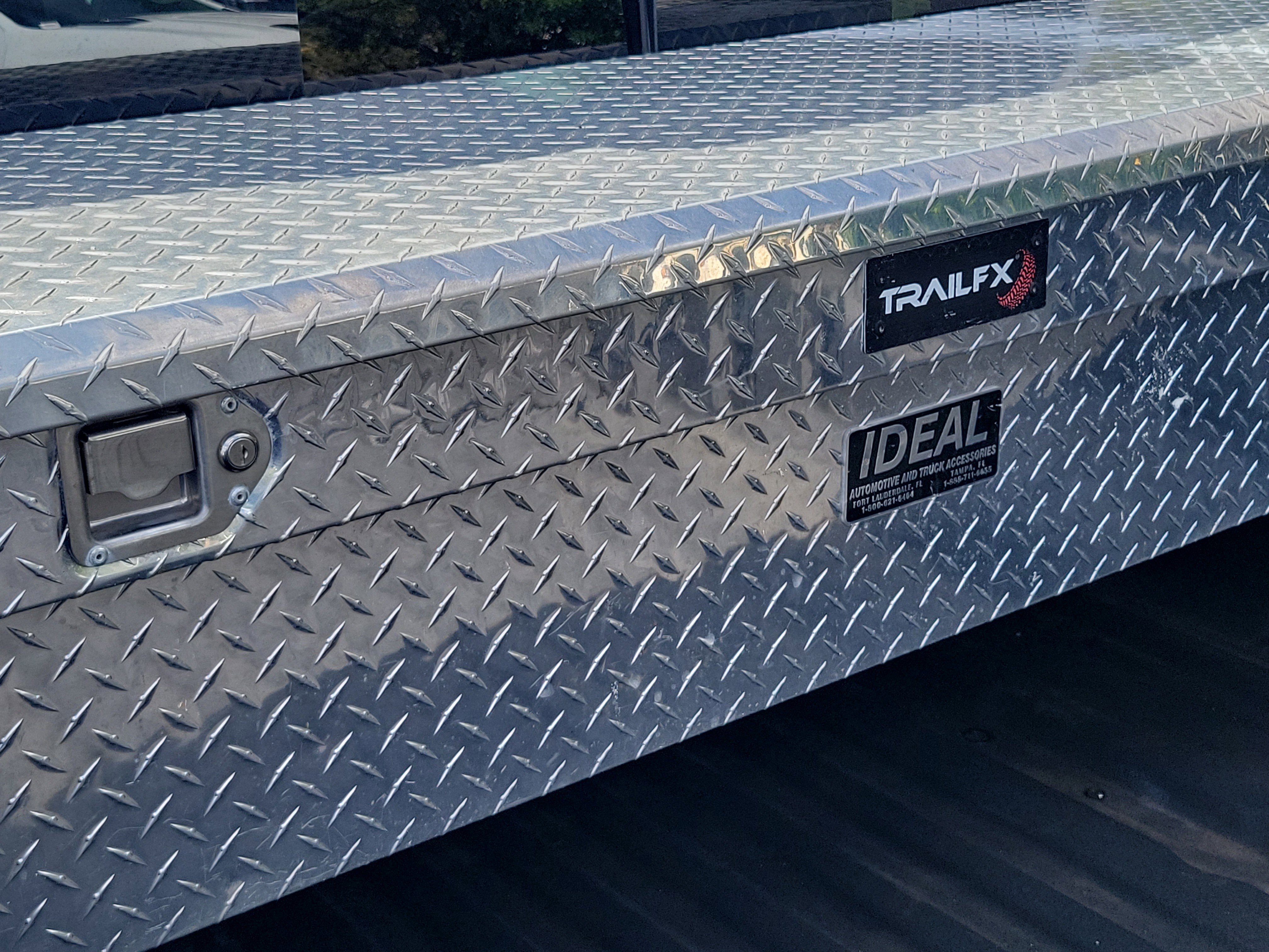 Used 2022 Nissan Titan S image 12