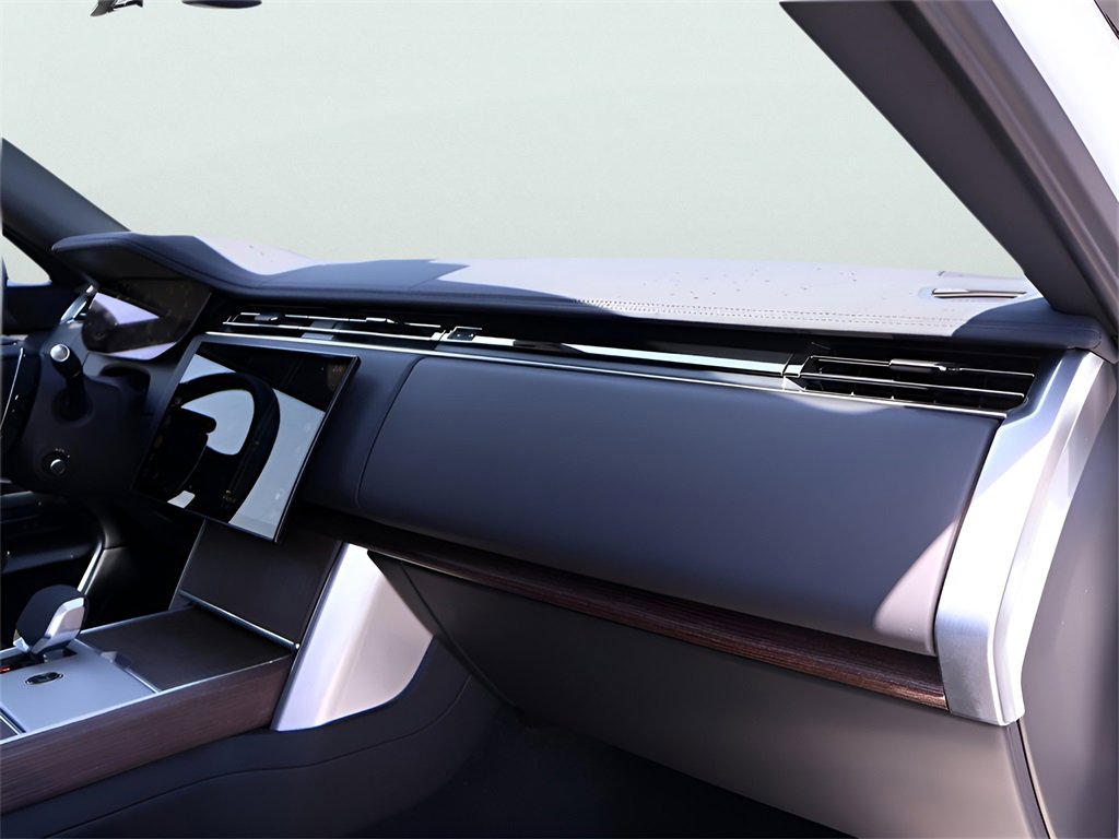 Used 2024 Land Rover Range Rover SE image 65