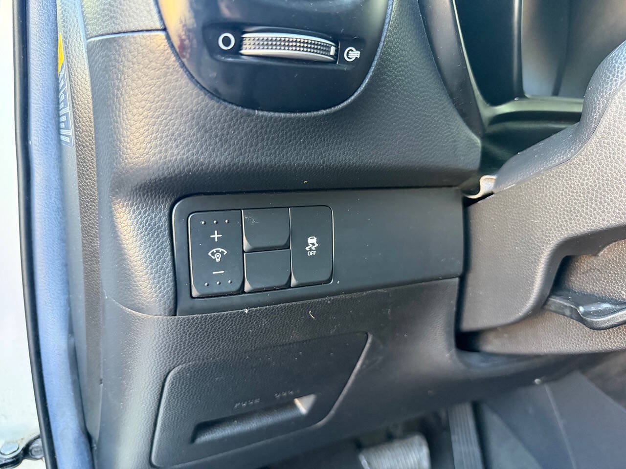 Used 2017 Kia Soul + FWD image 16