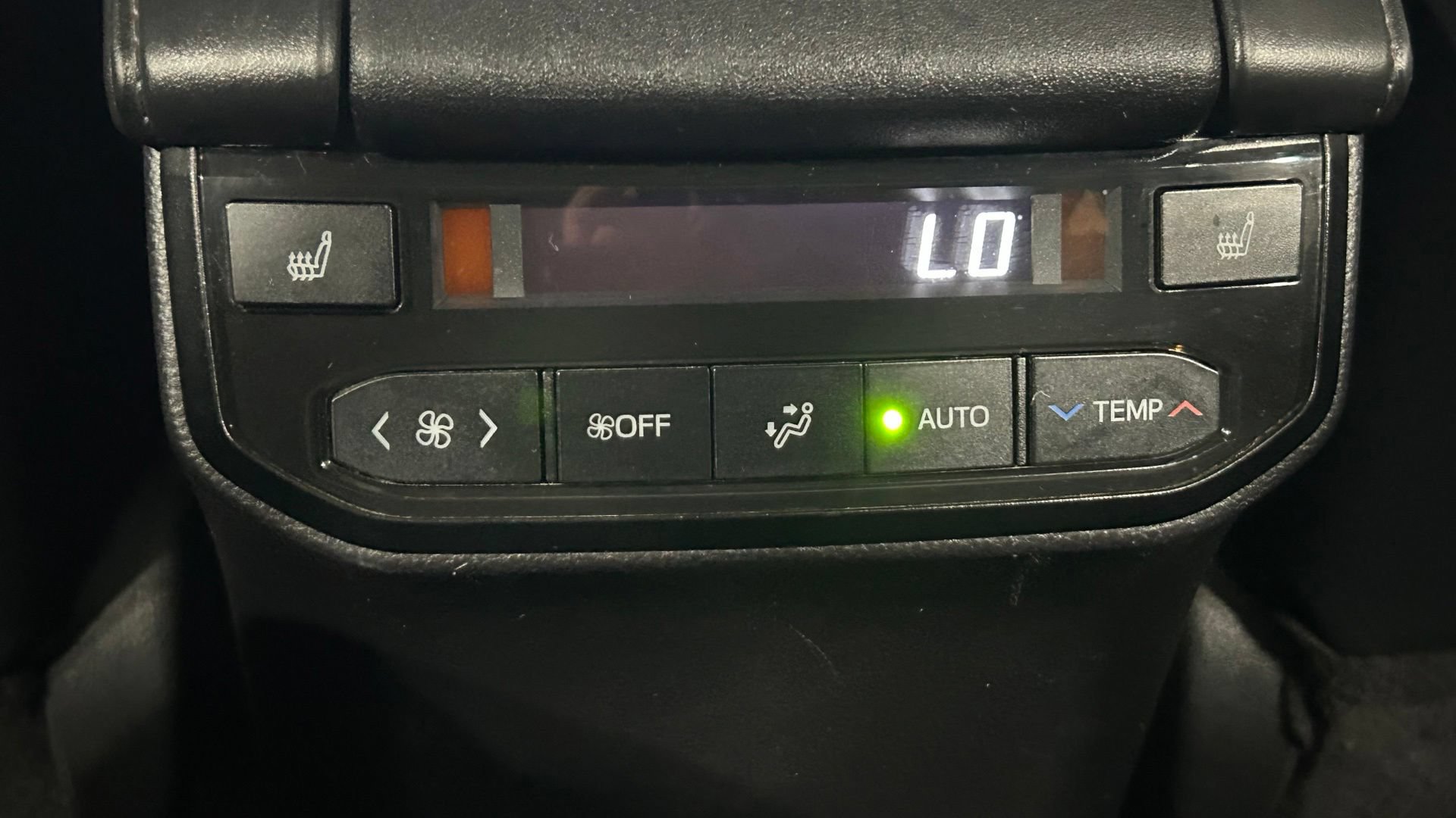 Used 2024 Toyota Highlander Platinum AWD/4WD image 98