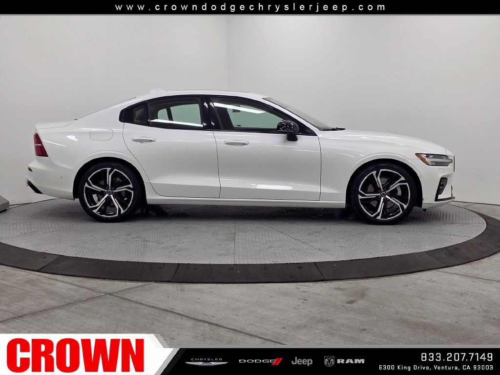 Used 2024 Volvo S60 B5 Plus AWD/4WD image 8