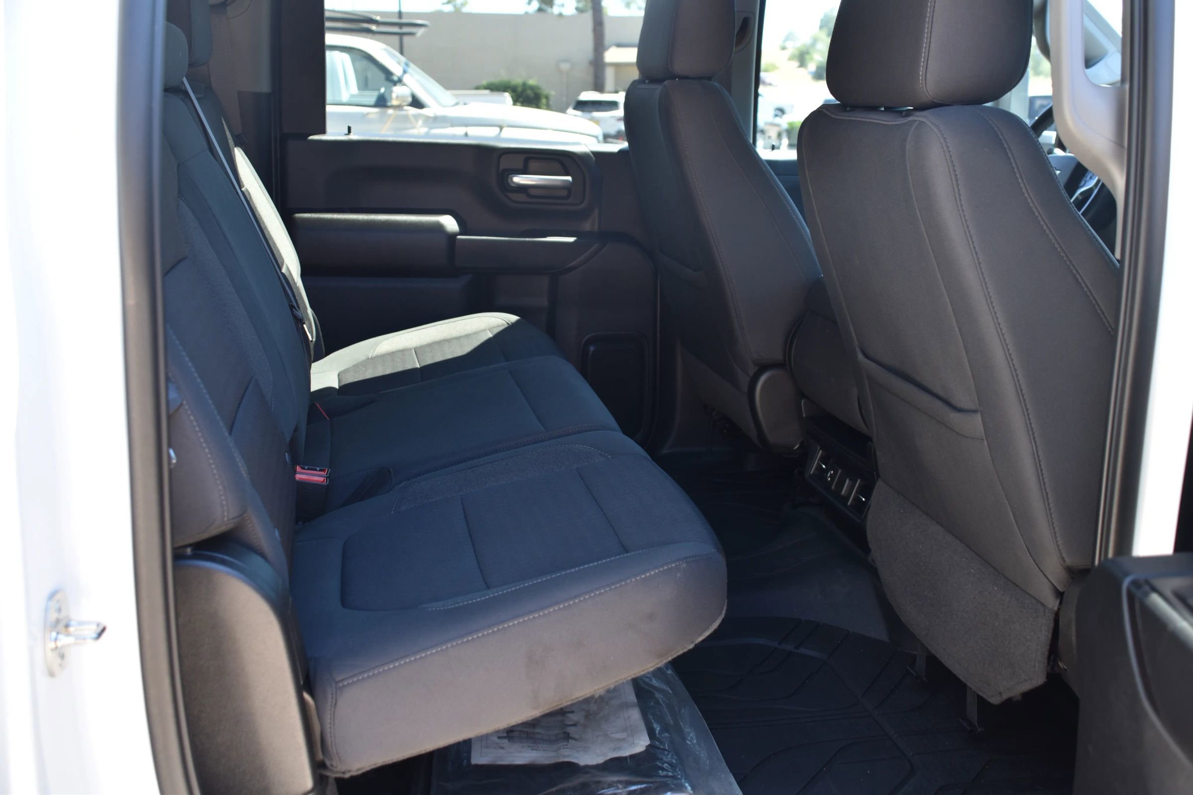 Used 2022 Chevrolet Silverado 3500 LT w/ Convenience Package image 21