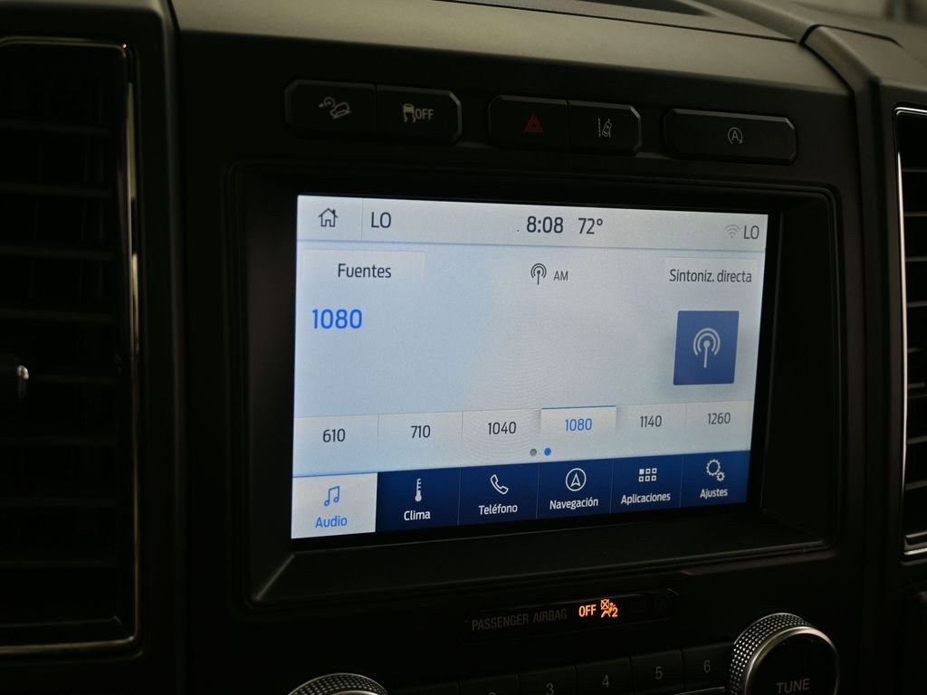 Used 2020 Ford Expedition Limited image 20