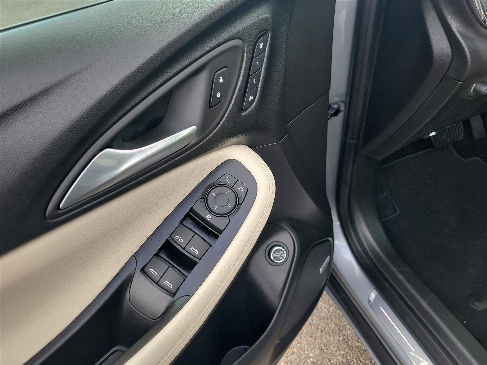 New 2026 Buick Encore GX Avenir w/ Avenir Technology Package image 20