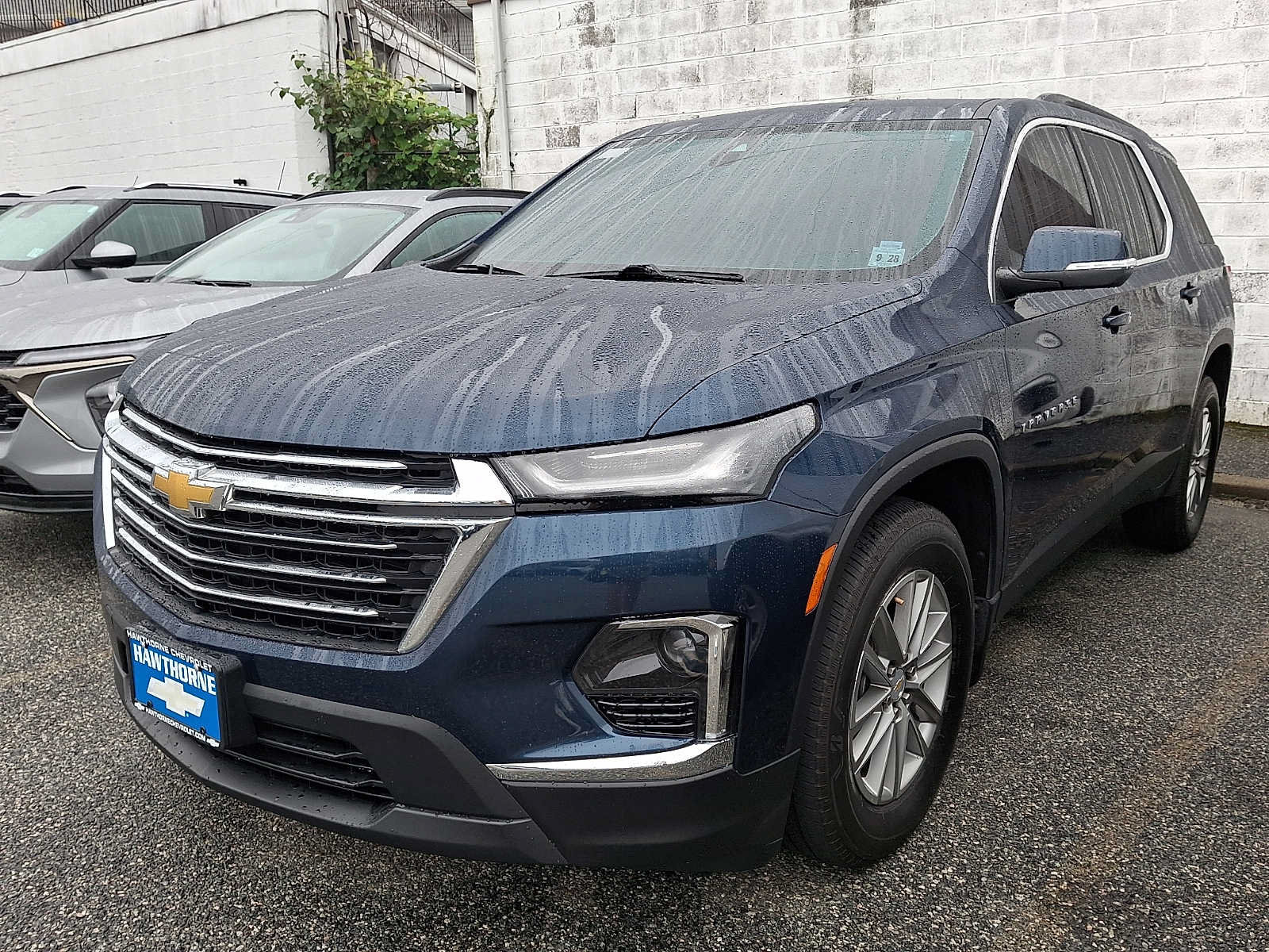 Used 2023 Chevrolet Traverse LT w/ LPO, Floor Liner Package AWD/4WD image 2