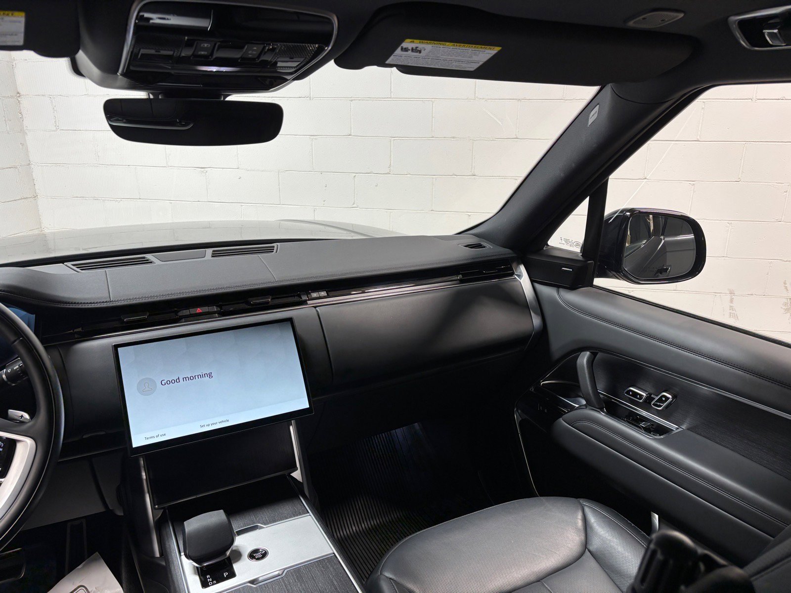 Used 2025 Land Rover Range Rover SE AWD/4WD image 36